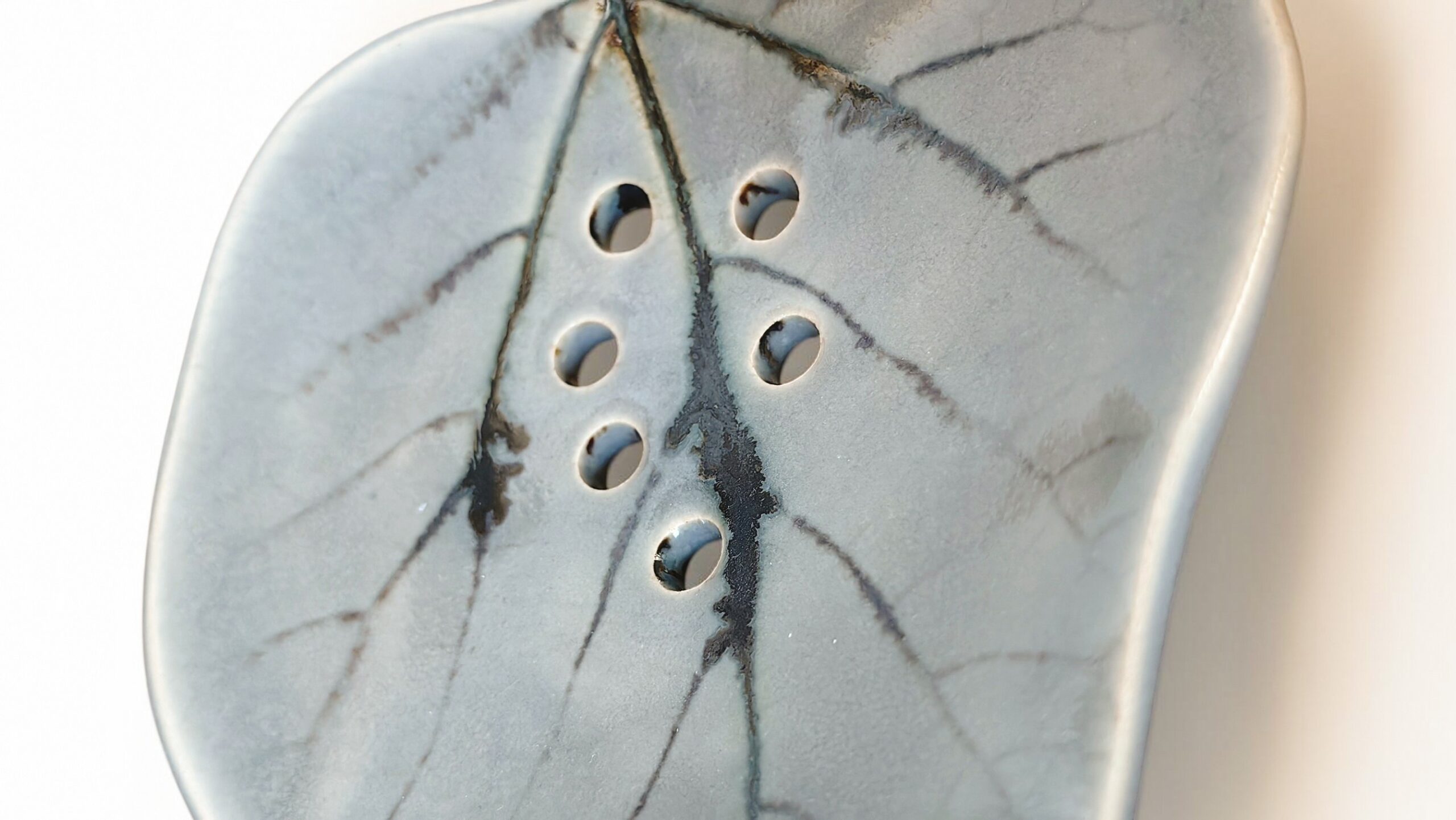 Mydelniczka Leaf VI (rozmiar M) - obrazek 3